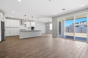 8066 N 185th Dr, Waddell, AZ 85355 - Photo 19