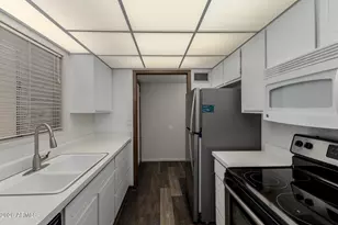 13702 N 98th Ave, Sun City, AZ 85351 - Photo 5