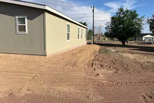 25317 N Lakeside Dr, Paulden, AZ 86334 - Photo 13