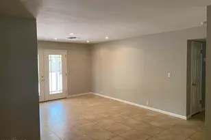 2126 S Ventura Dr, Tempe, AZ 85282 - Photo 9