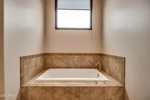 920 E Mitchell Dr, Phoenix, AZ 85014 - Photo 23