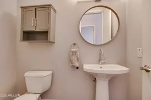 920 E Mitchell Dr, Phoenix, AZ 85014 - Photo 19