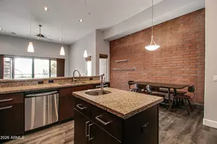 920 E Mitchell Dr, Phoenix, AZ 85014 - Photo 11