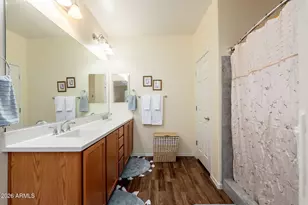 10190 W Los Gatos Dr, Peoria, AZ 85383 - Photo 13