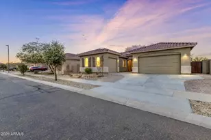 23752 N 168th Ln, Surprise, AZ 85387 - Photo 39