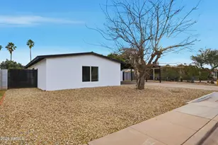 2437 E Larkspur Dr, Phoenix, AZ 85032 - Photo 3