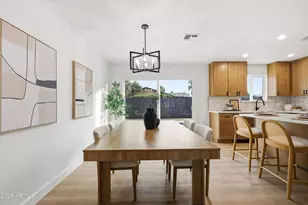 2437 E Larkspur Dr, Phoenix, AZ 85032 - Photo 11