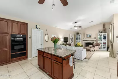 3628 E Summerhaven Drive, Phoenix, AZ 85044 - Photo 9