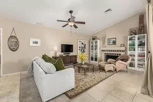 3628 E Summerhaven Dr, Phoenix, AZ 85044 - Photo 11