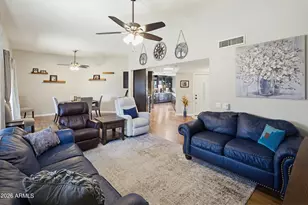 10305 W Hutton Dr, Sun City, AZ 85351 - Photo 9