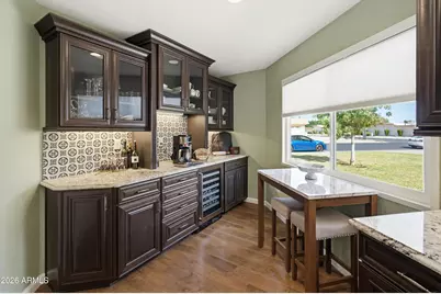 10305 W Hutton Drive, Sun City, AZ 85351 - Photo 5