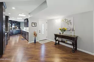 10305 W Hutton Dr, Sun City, AZ 85351 - Photo 3