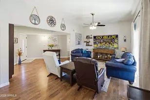 10305 W Hutton Dr, Sun City, AZ 85351 - Photo 13