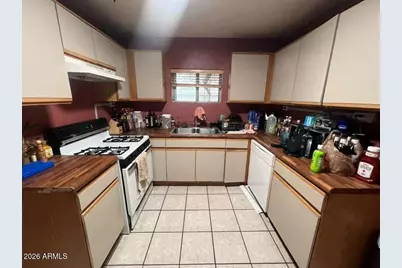 223 W 11th Street, Casa Grande, AZ 85122 - Photo 11