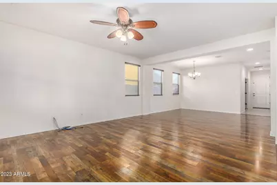 2418 W Gary Way, Phoenix, AZ 85041 - Photo 9