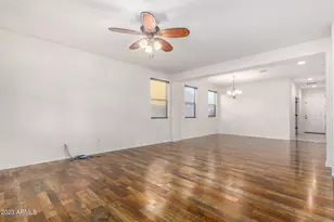 2418 W Gary Way, Phoenix, AZ 85041 - Photo 9