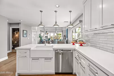 4446 E Camelback Road #106, Phoenix, AZ 85018 - Photo 11