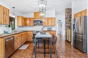 60 Gunsight Hills Dr, Sedona, AZ 86351 - Photo 15