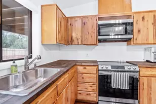 60 Gunsight Hills Dr, Sedona, AZ 86351 - Photo 17