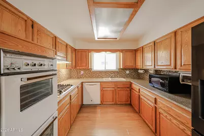 9821 N 110th Avenue, Sun City, AZ 85351 - Photo 25