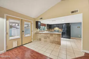 2201 W Utopia Rd, Phoenix, AZ 85027 - Photo 15