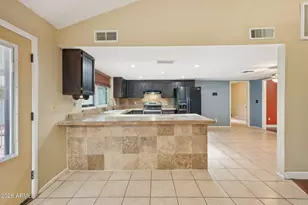 2201 W Utopia Rd, Phoenix, AZ 85027 - Photo 19