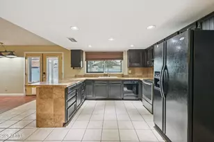 2201 W Utopia Rd, Phoenix, AZ 85027 - Photo 21