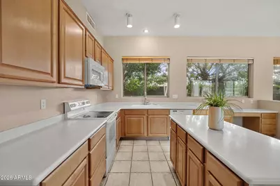 1761 W Goldfinch Way, Chandler, AZ 85248 - Photo 7