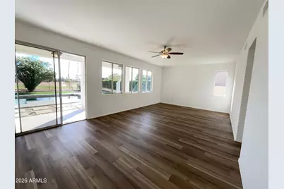 1105 S Portland Avenue, Gilbert, AZ 85296 - Photo 13