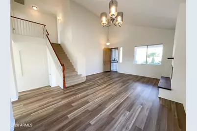 1105 S Portland Avenue, Gilbert, AZ 85296 - Photo 9