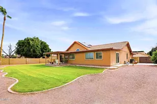 694 E Washington Ave, Gilbert, AZ 85234 - Photo 35