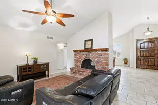 694 E Washington Ave, Gilbert, AZ 85234 - Photo 7
