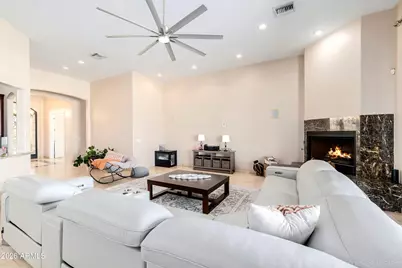 8010 W Belmont Avenue, Glendale, AZ 85303 - Photo 15