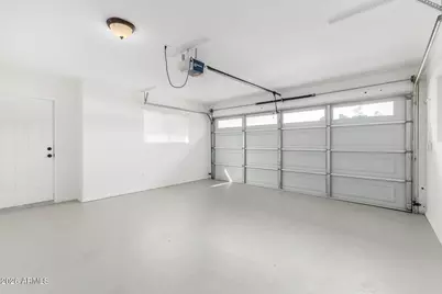 823 W Isabella Avenue, Mesa, AZ 85210 - Photo 33