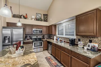 13369 W Wilshire Drive, Goodyear, AZ 85395 - Photo 47