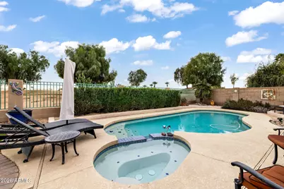 13369 W Wilshire Drive, Goodyear, AZ 85395 - Photo 5