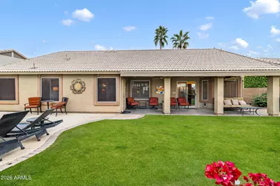 13369 W Wilshire Drive, Goodyear, AZ 85395 - Photo 9