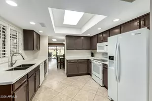 9634 W Tonto Ln, Peoria, AZ 85382 - Photo 7