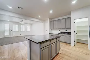 1157 W Mesquite St, Gilbert, AZ 85233 - Photo 9