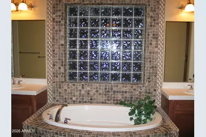 2419 N 141st Lane, Goodyear, AZ 85395 - Photo 5