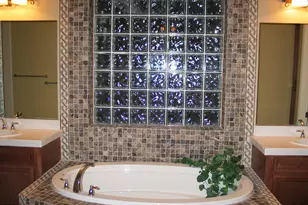 2419 N 141st Ln, Goodyear, AZ 85395 - Photo 5