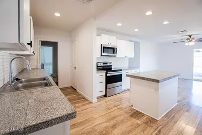 318 N Palm Street, Gilbert, AZ 85234 - Photo 9