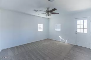 318 N Palm St, Gilbert, AZ 85234 - Photo 17