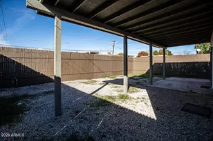 318 N Palm St, Gilbert, AZ 85234 - Photo 25