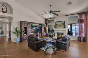 518 S Lagoon Dr, Gilbert, AZ 85233 - Photo 15