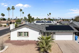 3640 W Banff Ln., Phoenix, AZ 85053 - Photo 3