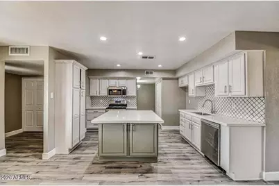 3640 W Banff Lane, Phoenix, AZ 85053 - Photo 5