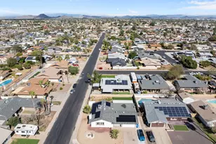 3640 W Banff Ln., Phoenix, AZ 85053 - Photo 5