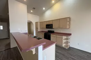 10436 W Fernando Dr, Arizona City, AZ 85123 - Photo 5