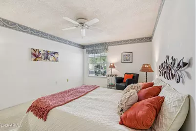 10557 W Ocotillo Drive, Sun City, AZ 85373 - Photo 17